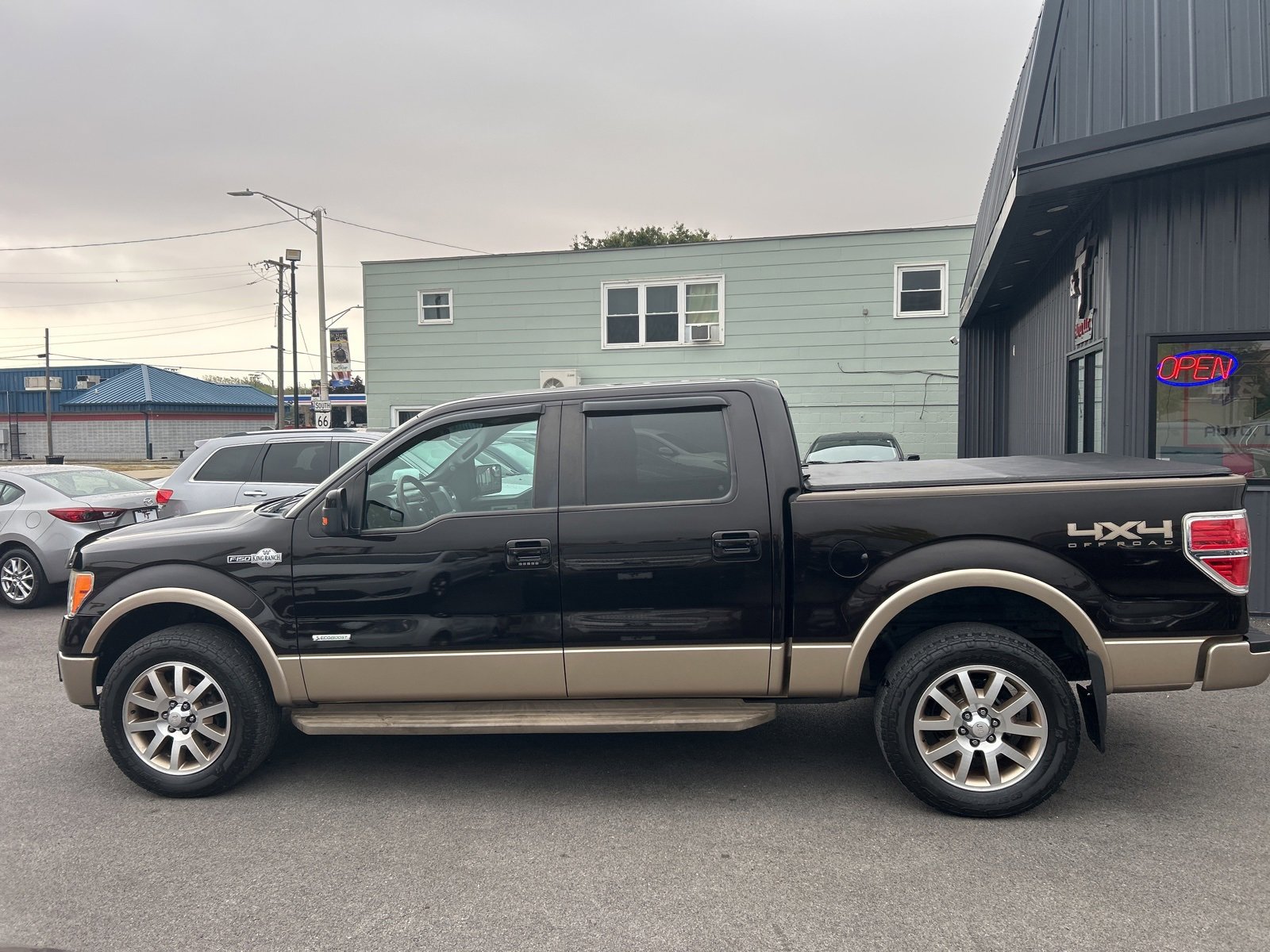 Used 2013 Ford F150 King Ranch w/ Off-Road Pkg image 2