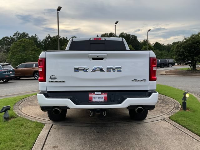 Used 2025 RAM 1500 Laramie AWD/4WD image 6
