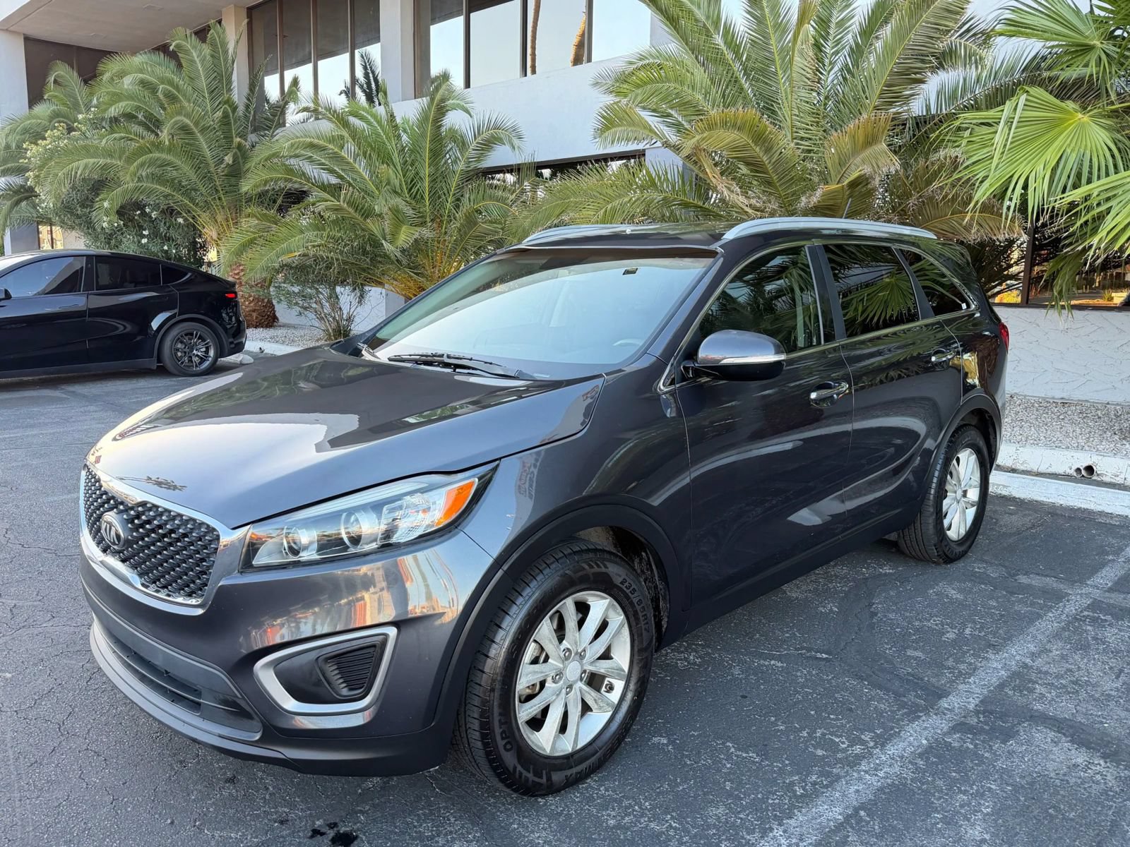 Used 2016 Kia Sorento FWD image 8