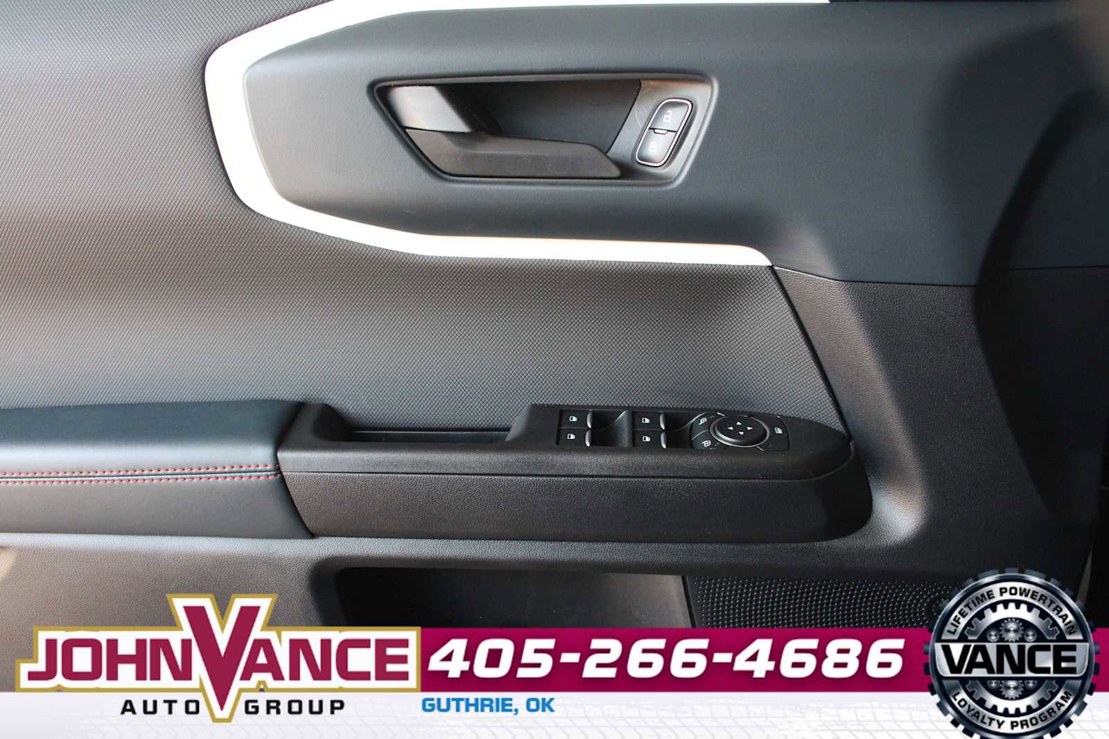 Used 2024 Ford Bronco Sport Heritage w/ Heritage Convenience Package image 37