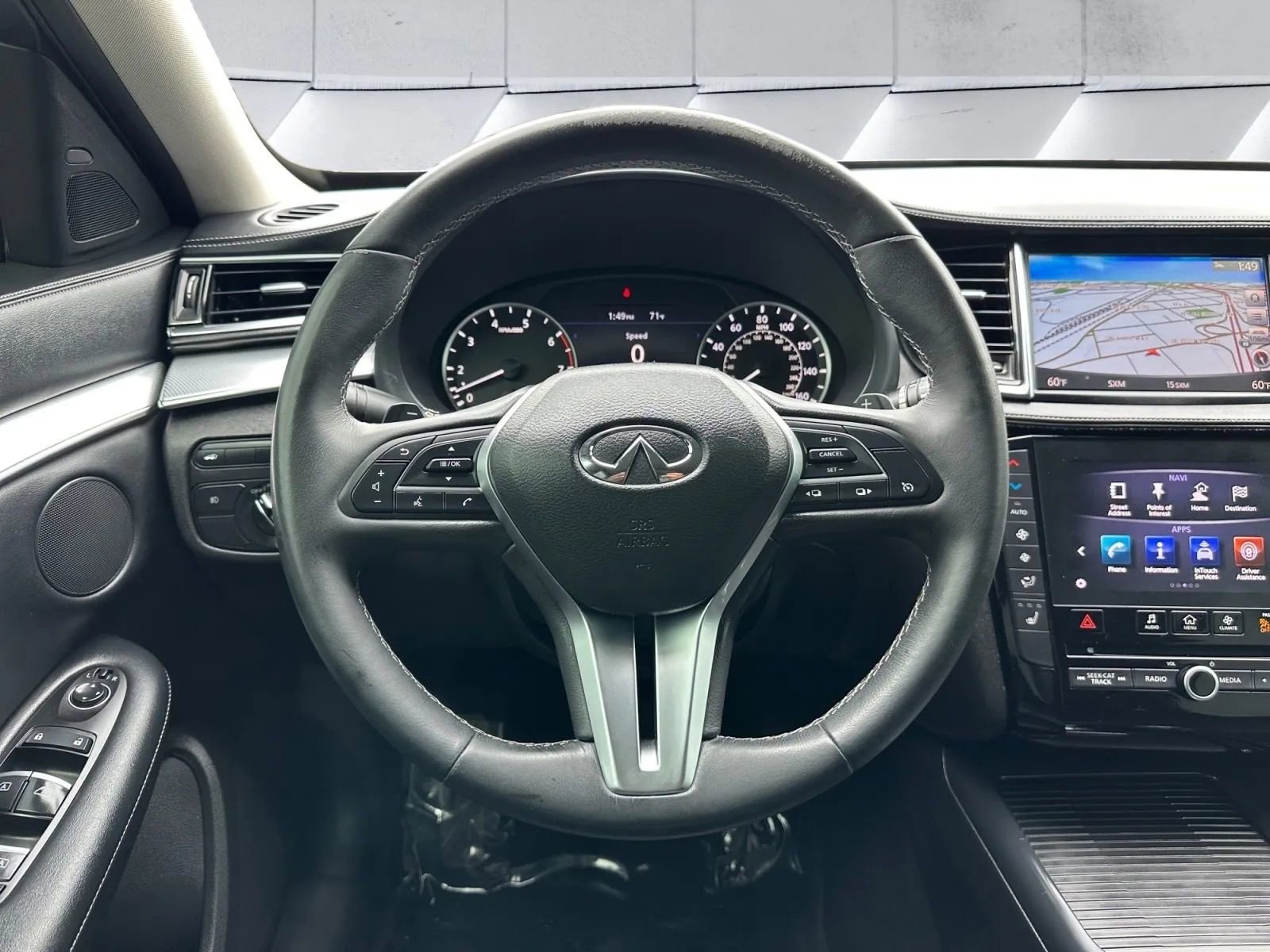 Used 2019 INFINITI QX50 Luxe w/ Navigation Package image 16