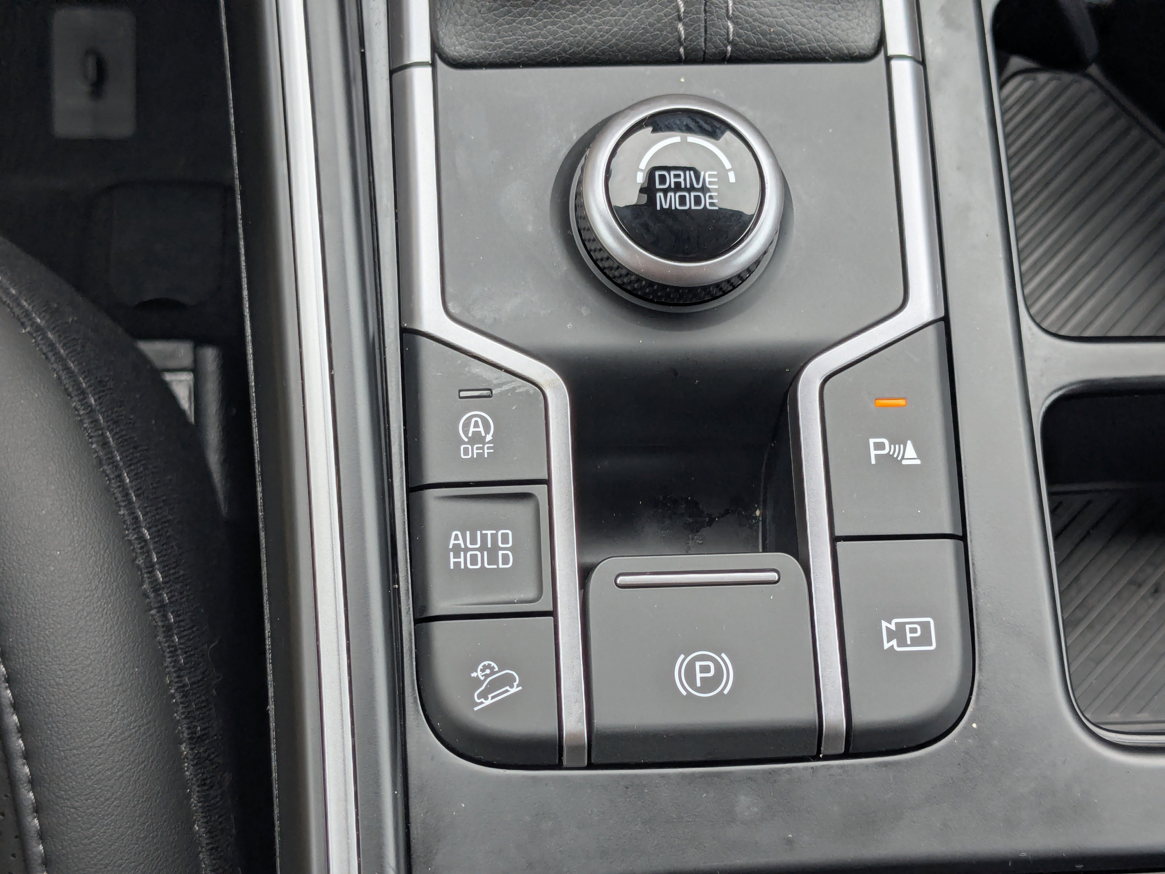 Certified 2025 Kia Sorento S w/ Panoramic Sunroof Package image 30