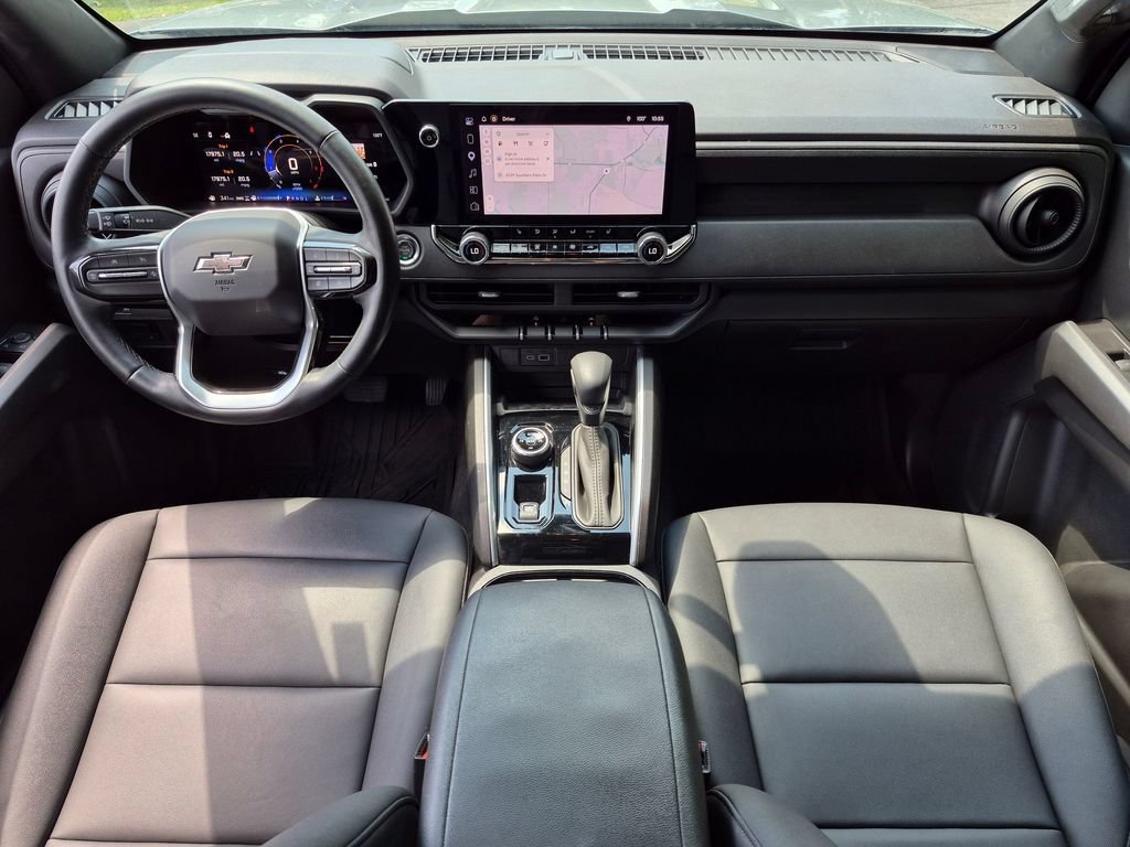 Used 2025 Chevrolet Colorado Trail Boss AWD/4WD image 25