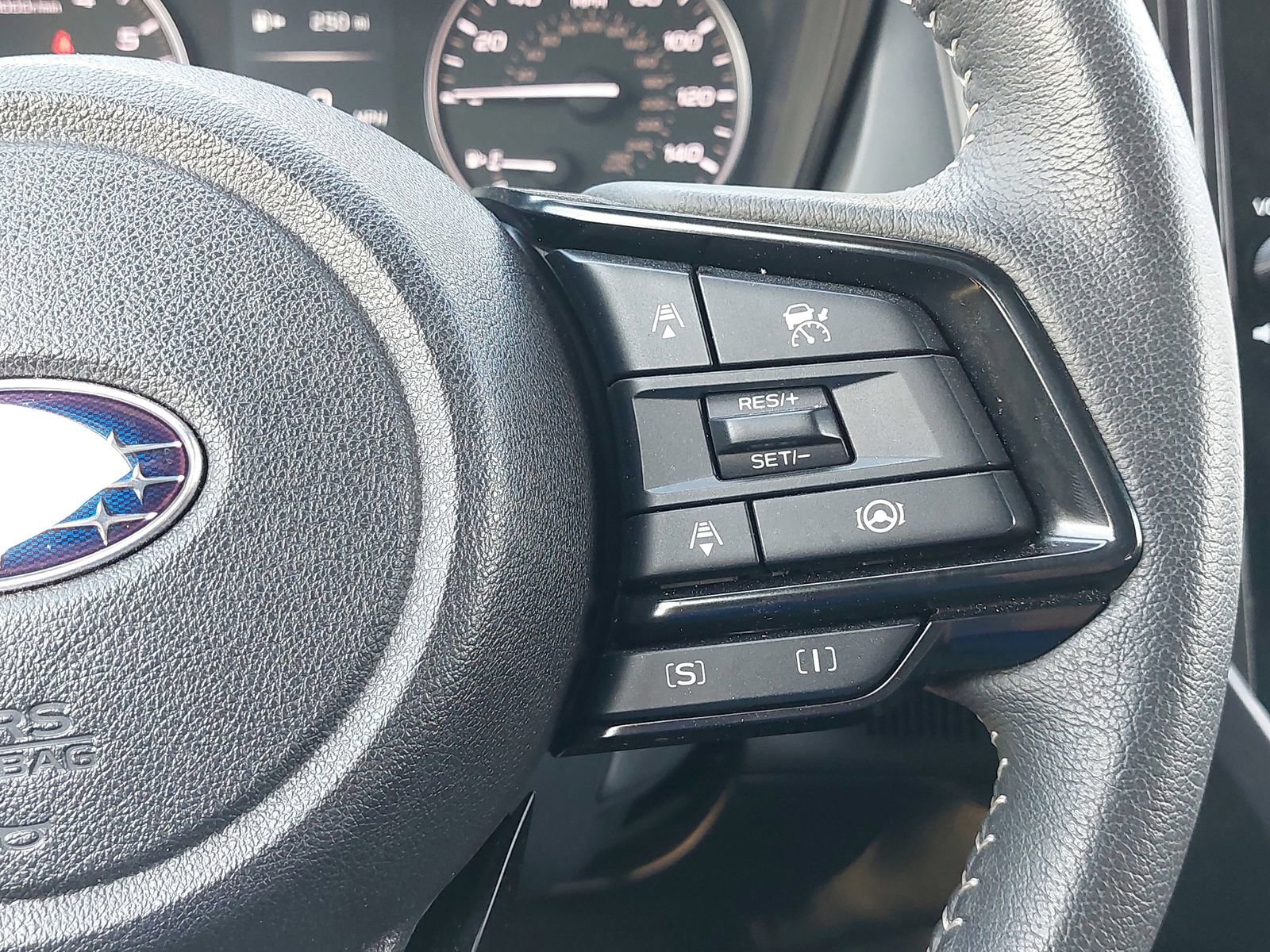 Certified 2025 Subaru Forester Premium image 18