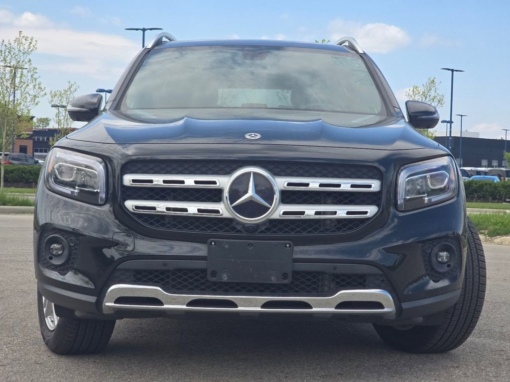 Certified 2023 Mercedes-Benz GLB 250 4MATIC w/ Premium Package image 13