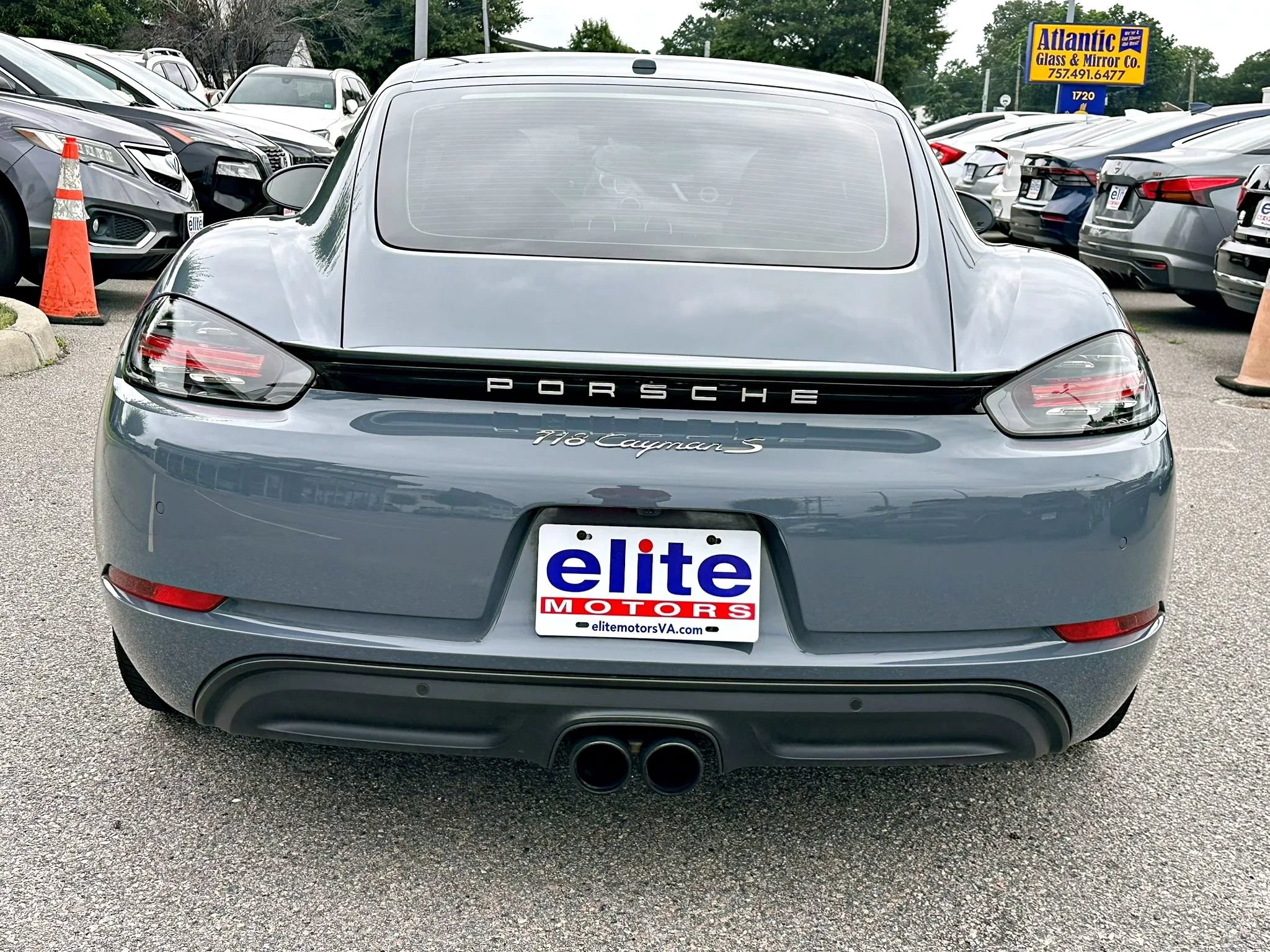 Used 2017 Porsche 718 Cayman S RWD image 8
