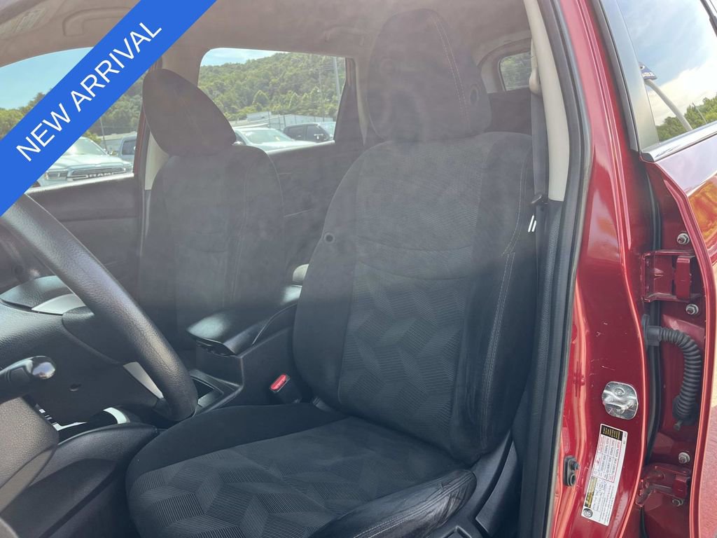 Used 2015 Nissan Rogue S AWD/4WD image 27