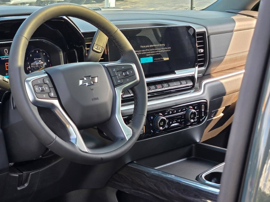 New 2026 Chevrolet Silverado 2500 LTZ w/ LTZ Plus Package AWD/4WD image 24