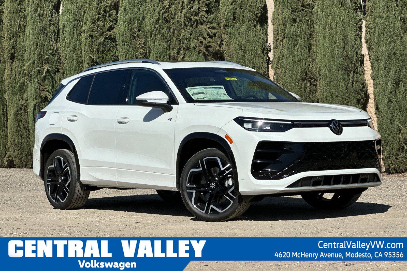 New 2026 Volkswagen Tiguan SEL R-Line