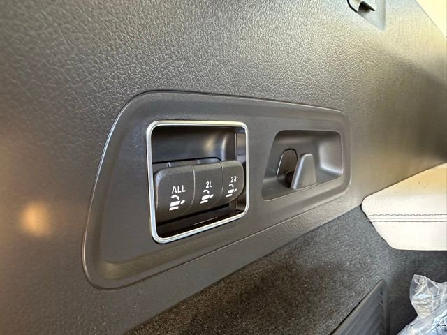 New 2026 Mercedes-Benz GLS 450 4MATIC image 33