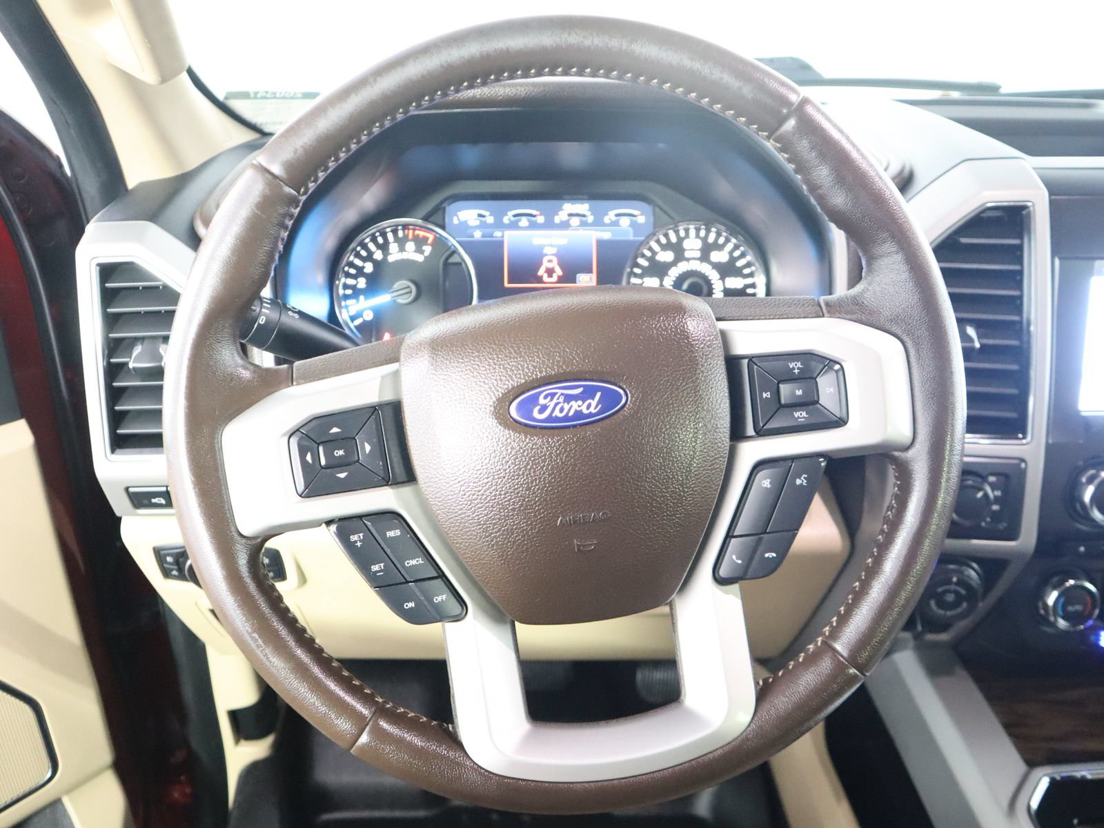 Used 2018 Ford F150 Lariat AWD/4WD image 27