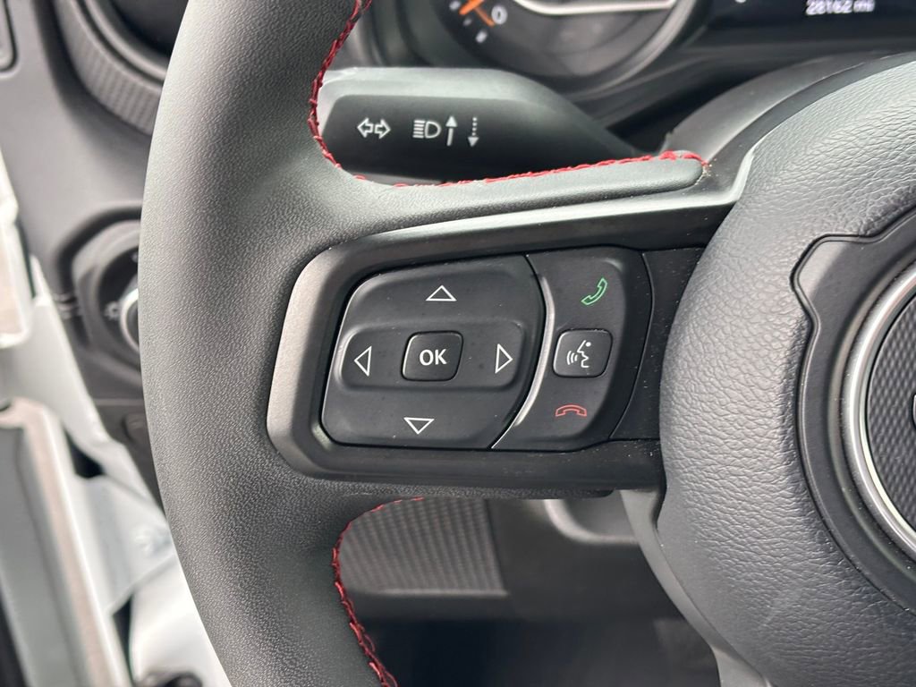 Used 2024 Jeep Wrangler Unlimited Rubicon image 16