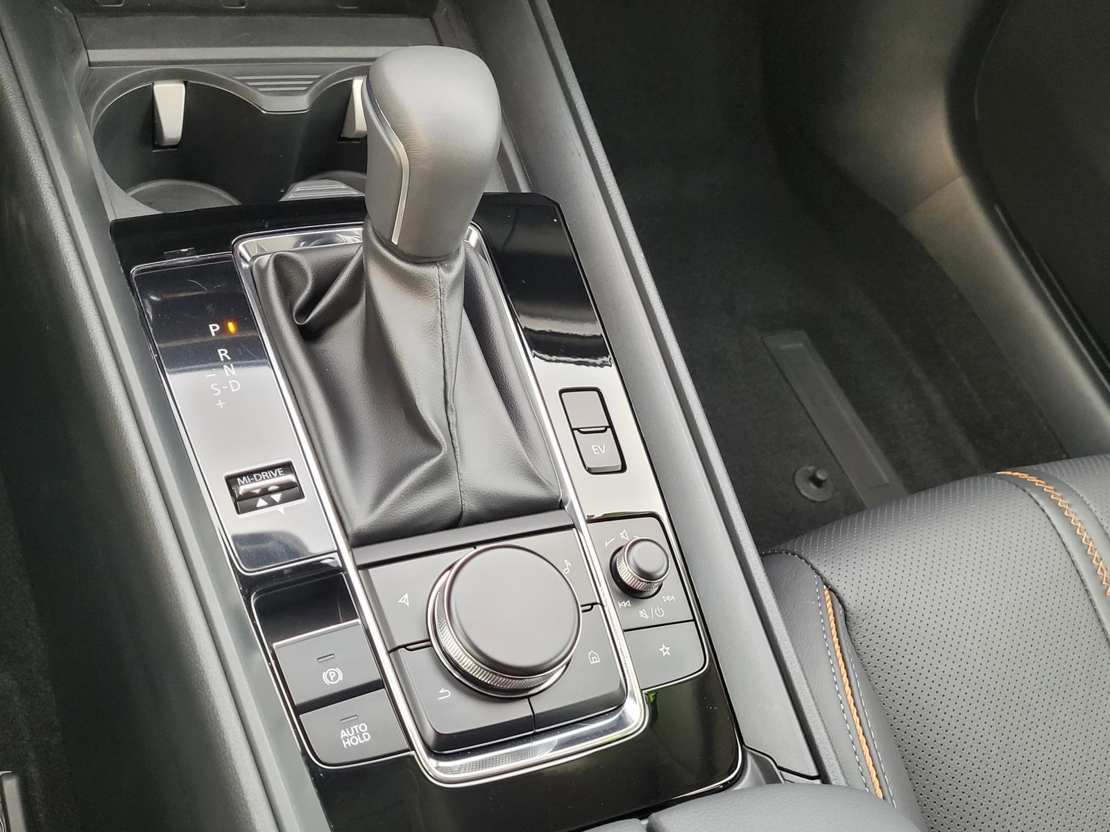 Used 2025 MAZDA CX-50 2.5 Hybrid w/ Weather Package image 14