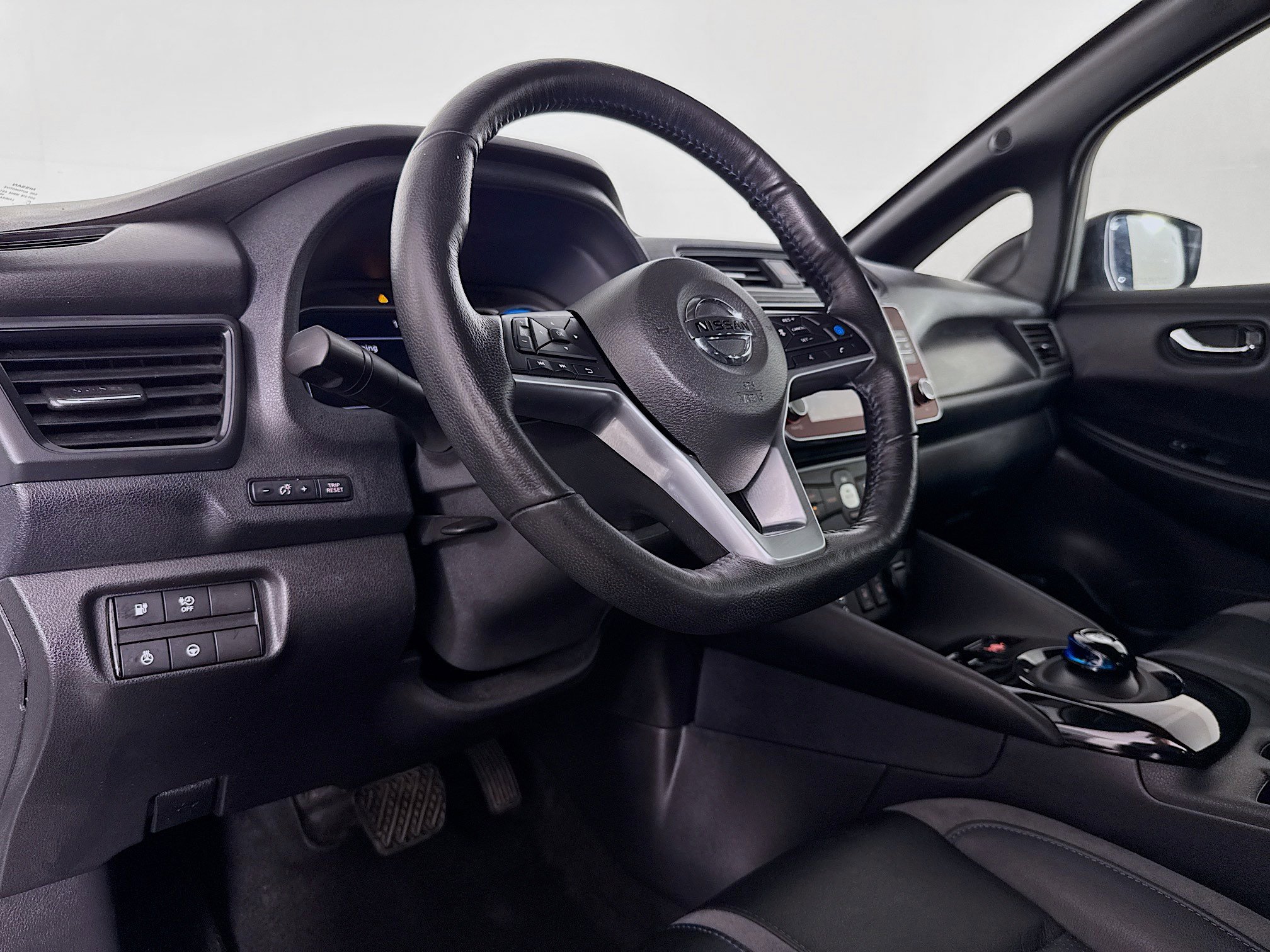 Used 2019 Nissan Leaf SL Plus image 22