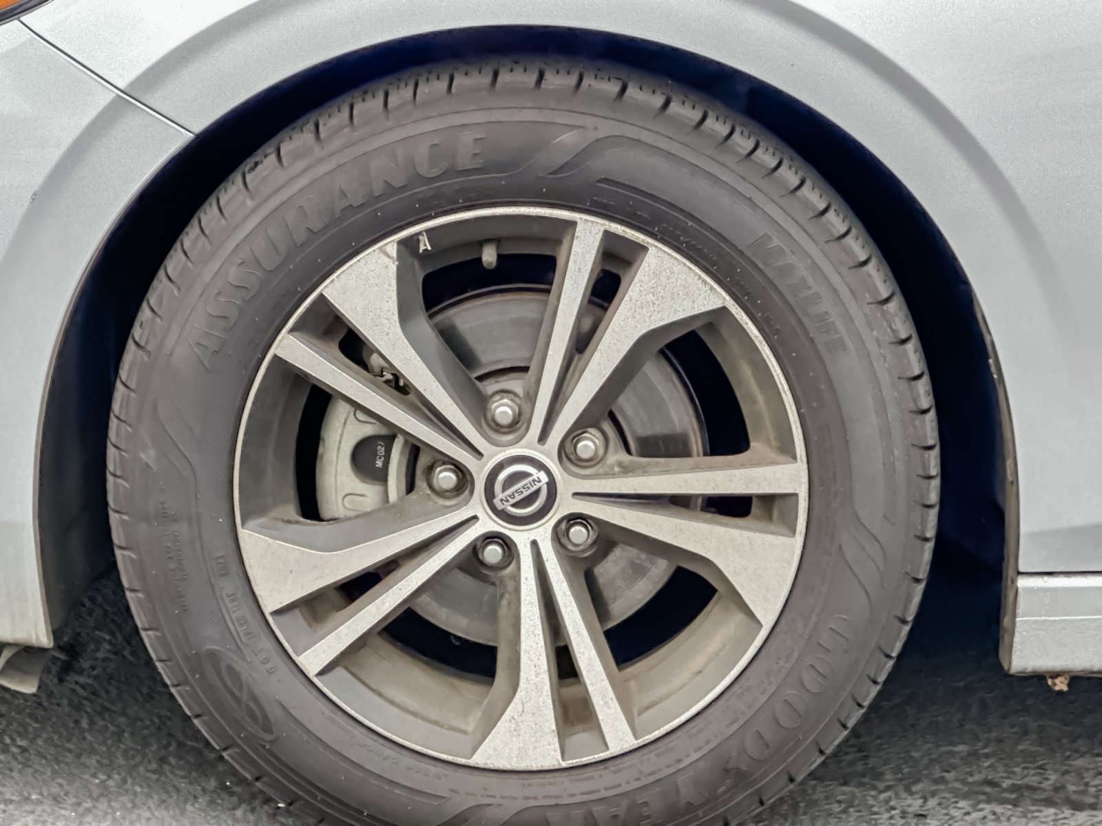 Used 2022 Nissan Sentra SV image 25