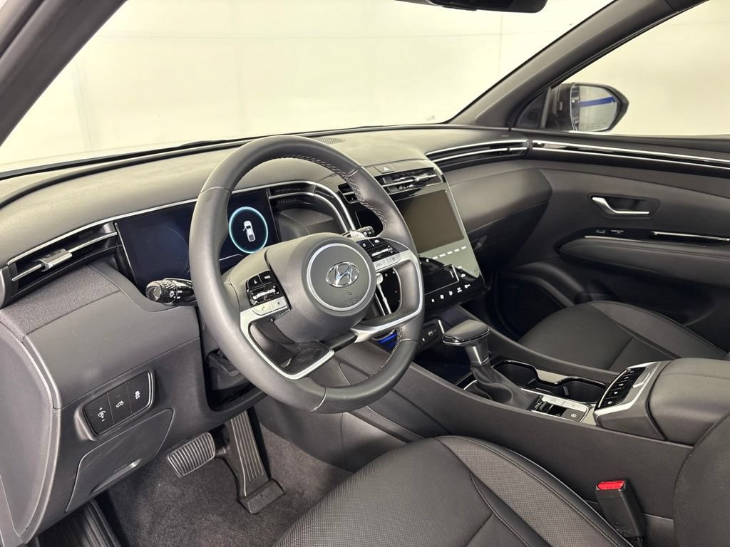 Used 2023 Hyundai Santa Cruz Limited AWD/4WD image 16