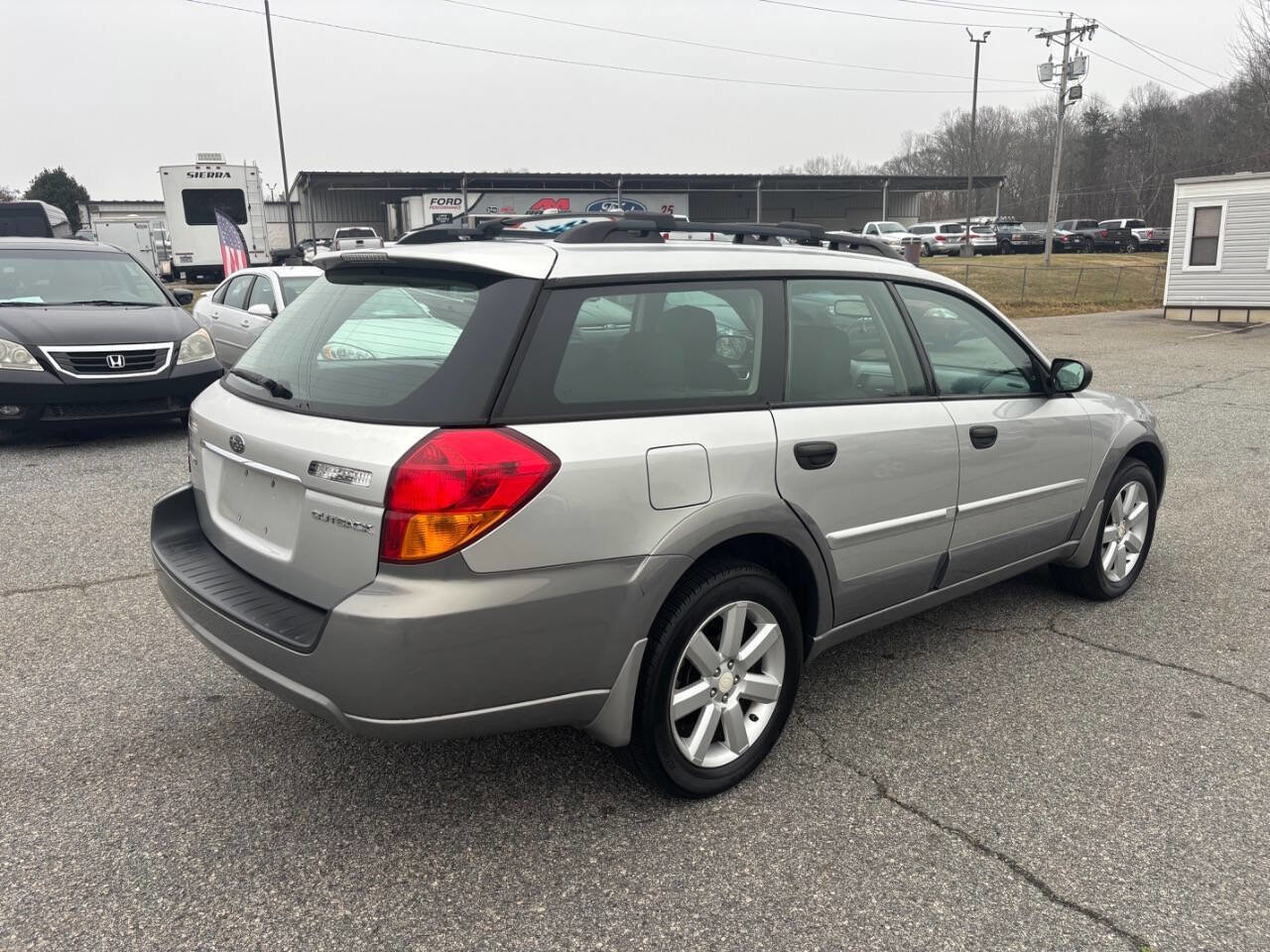 Used 2007 Subaru Outback 2.5i image 7