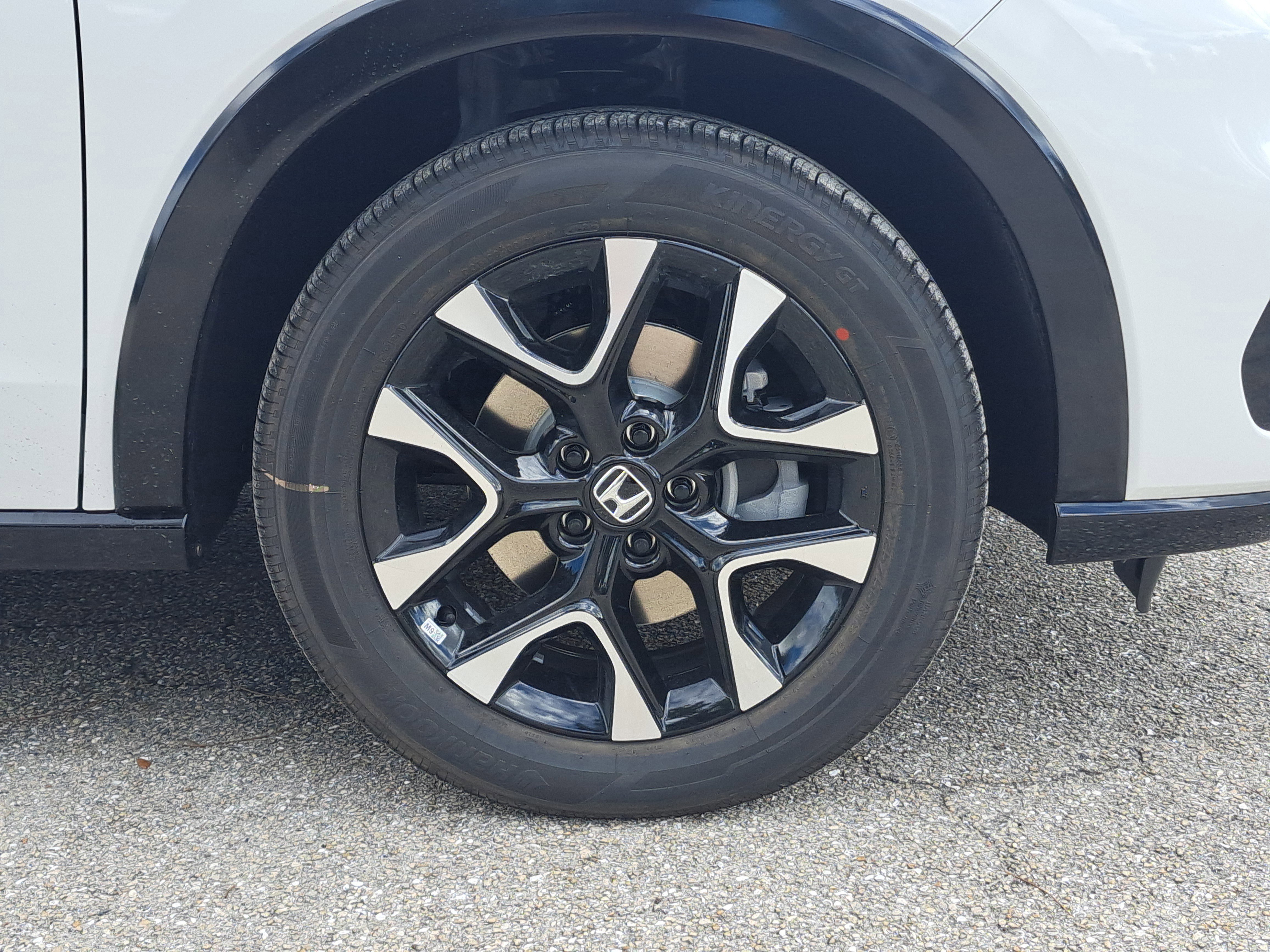 New 2027 Honda HR-V EX-L image 6