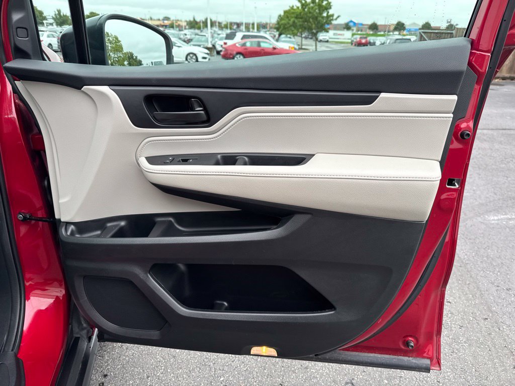 Certified 2026 Honda Odyssey EX-L image 38