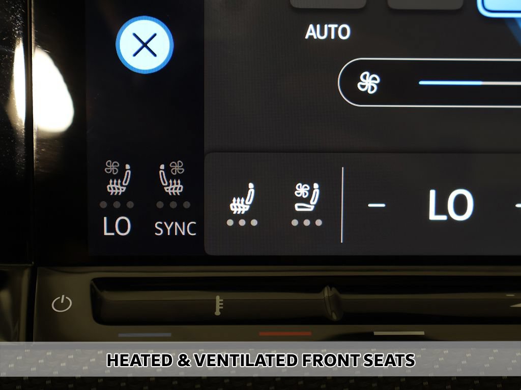 Used 2023 Volkswagen Golf R AWD/4WD image 9