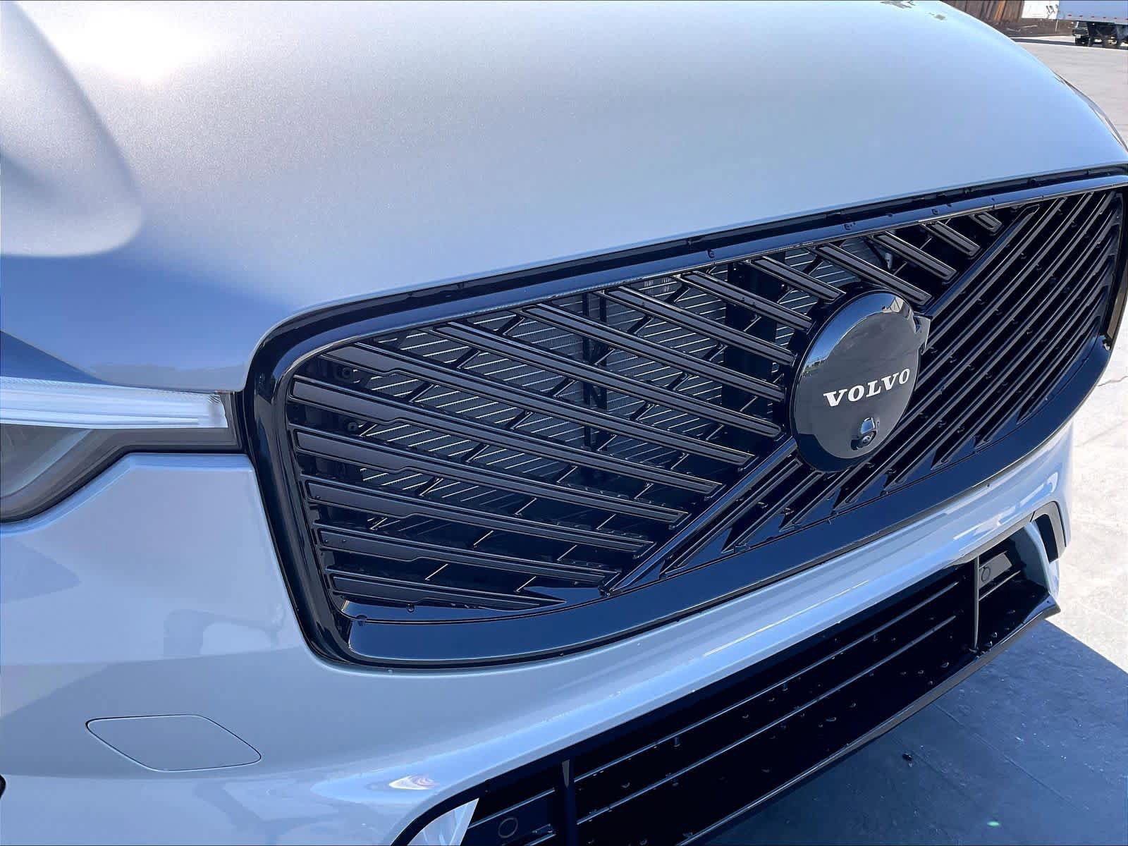 New 2026 Volvo XC60 T8 Ultra w/ Climate Package AWD/4WD image 33
