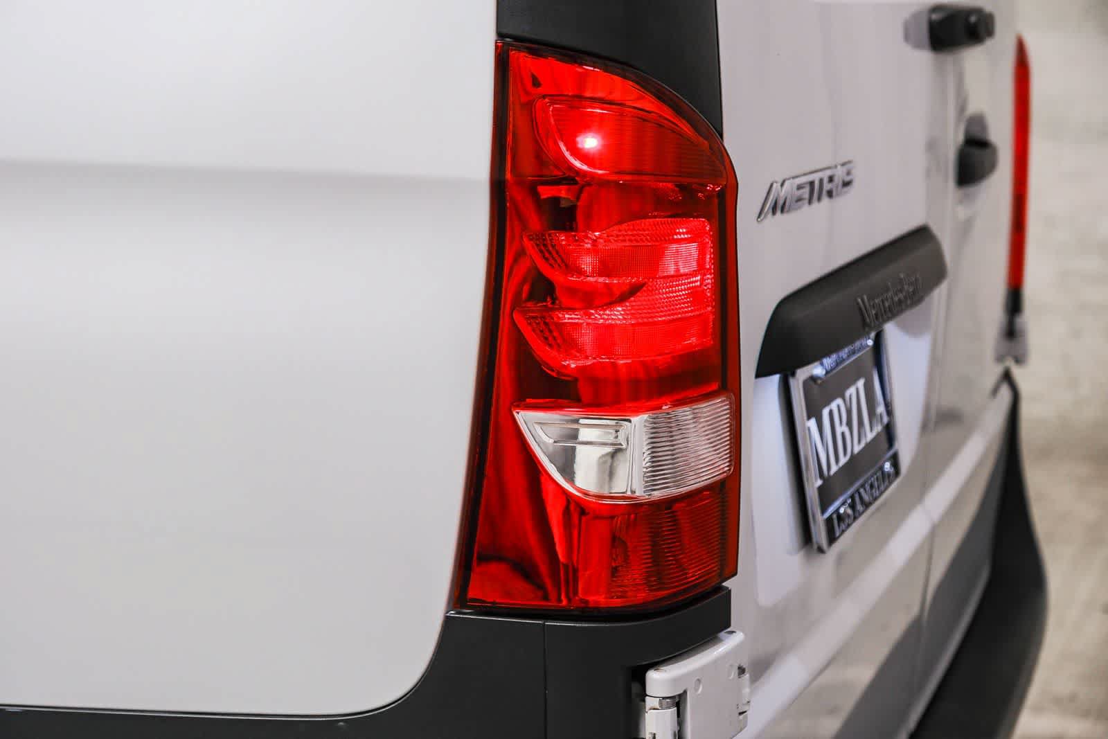 Used 2021 Mercedes-Benz Metris image 7