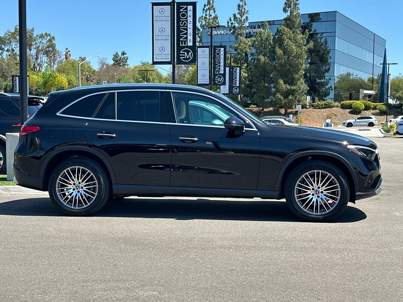 Certified 2026 Mercedes-Benz GLC 300 4MATIC image 2