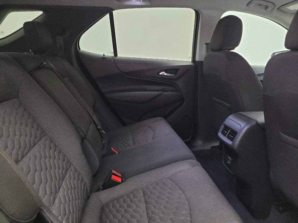 Used 2020 Chevrolet Equinox LT w/ Driver Convenience Package image 19