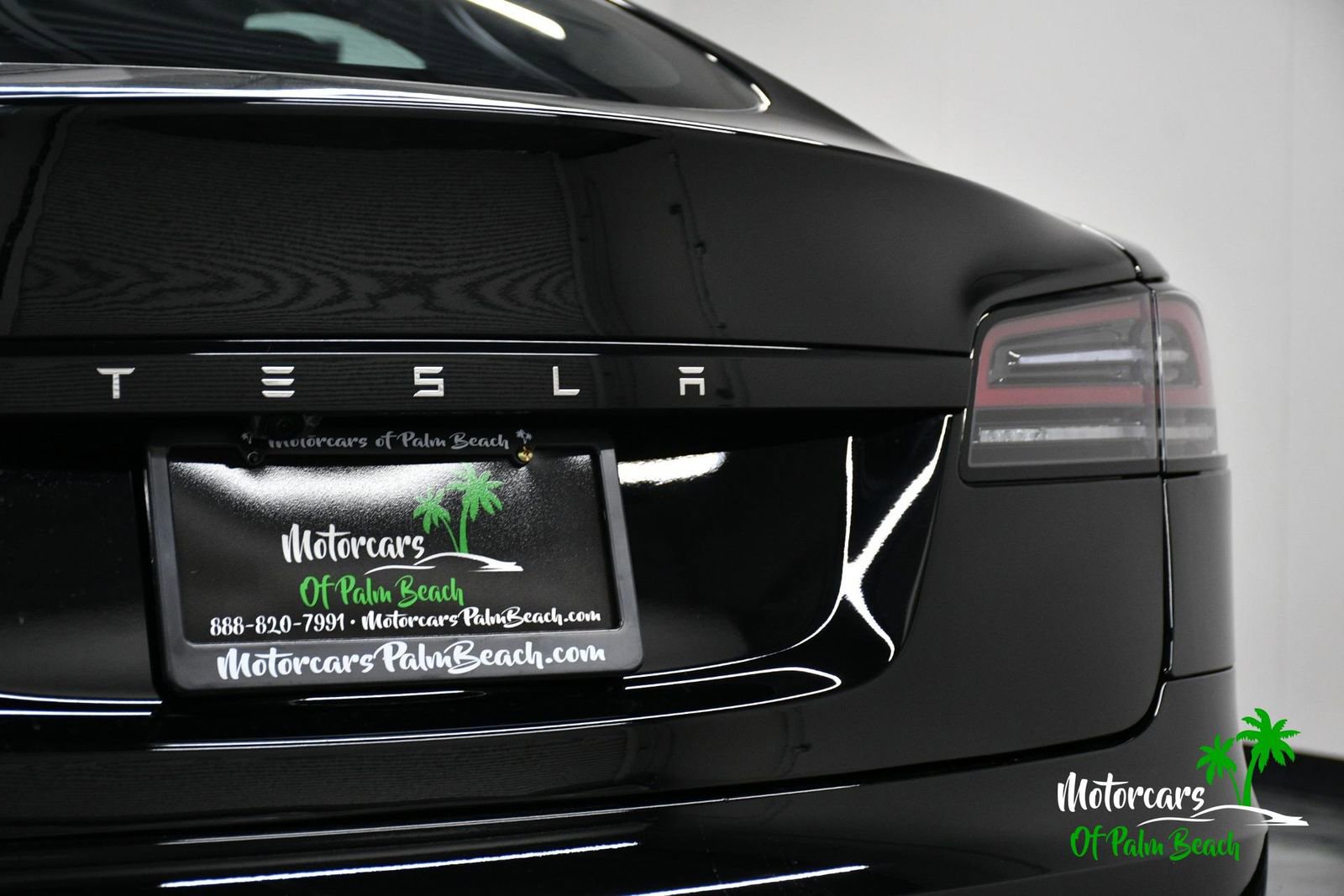 Used 2024 Tesla Model S AWD/4WD image 14