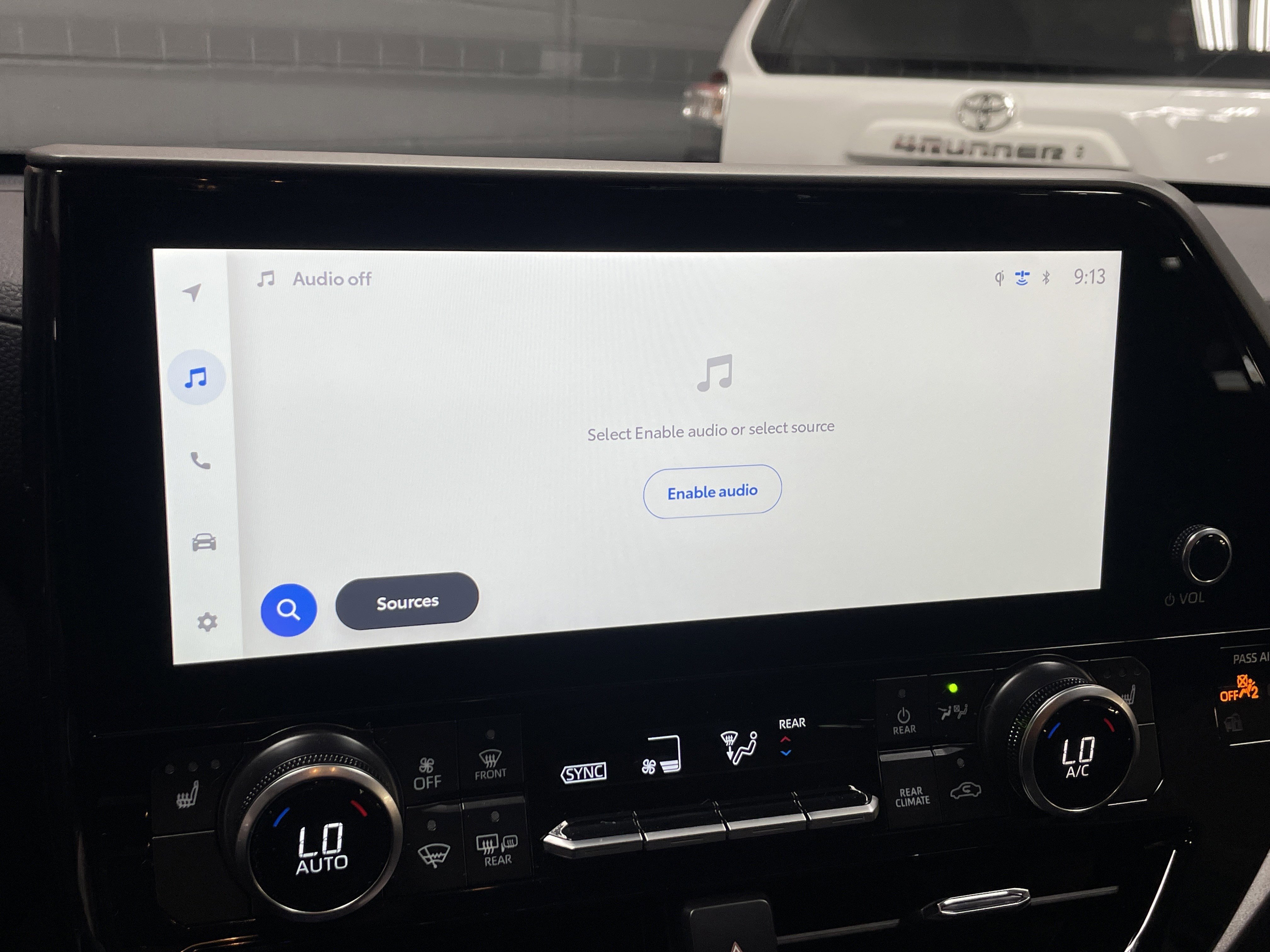 Used 2026 Toyota Highlander XLE image 23