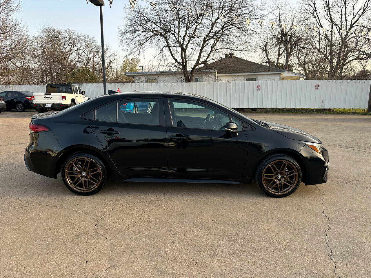 Used 2024 Toyota Corolla Sedan w/ SE Convenience Package image 3