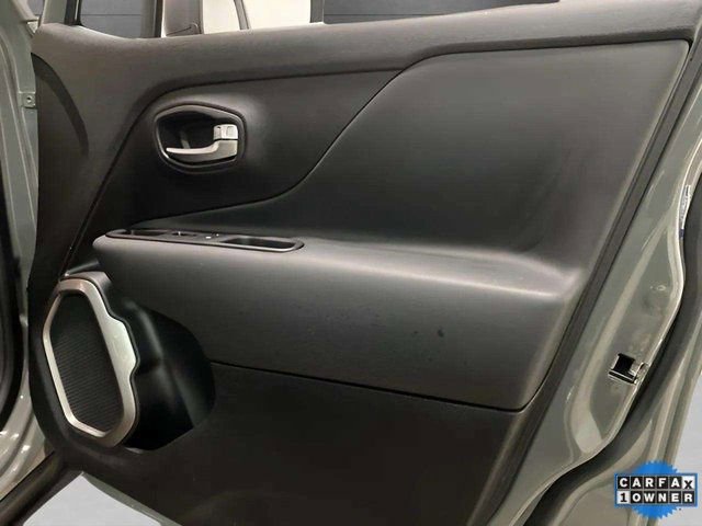 Used 2022 Jeep Renegade Latitude image 75