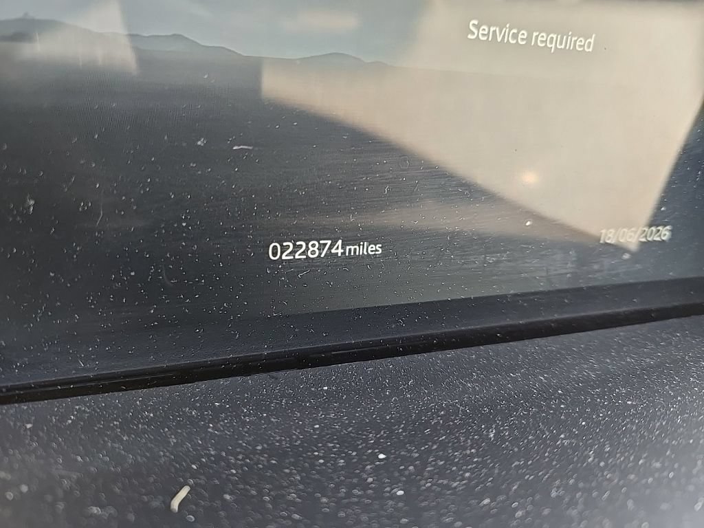Certified 2025 Land Rover Discovery S AWD/4WD image 13