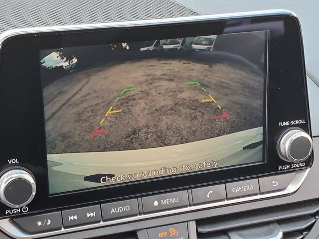 Used 2025 Nissan Altima 2.5 SV FWD image 17