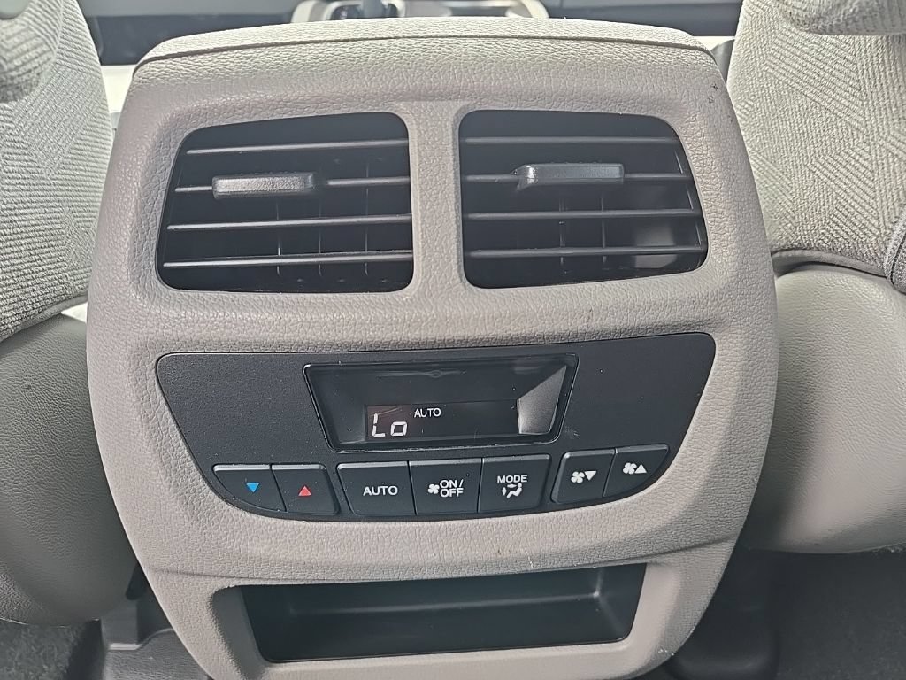 Used 2019 Honda Pilot EX image 35
