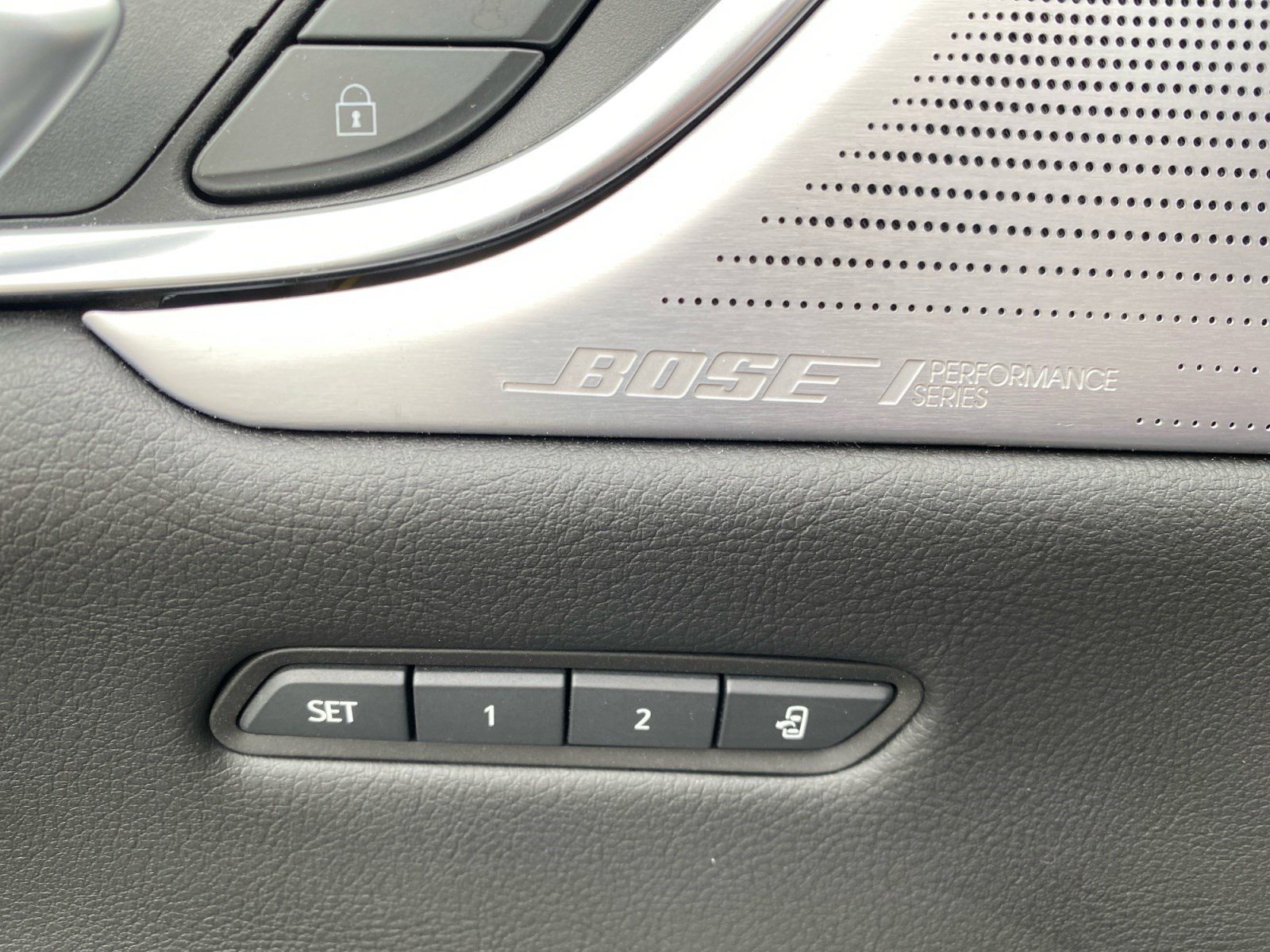 Used 2024 Cadillac XT5 Premium Luxury w/ Technology Package FWD image 21