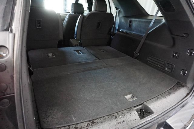 Used 2023 Chevrolet Traverse High Country image 15
