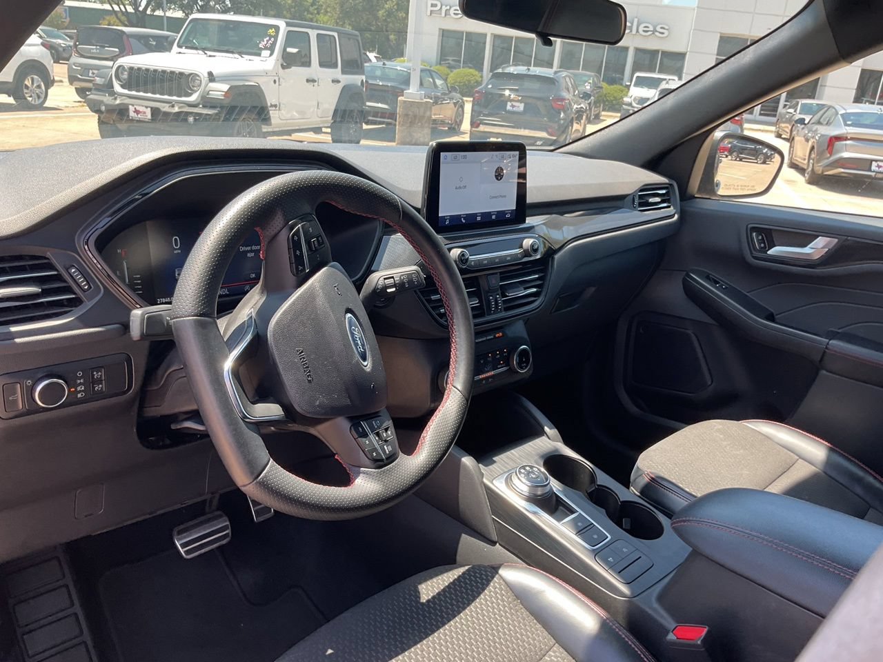 Used 2024 Ford Escape ST-Line FWD image 11