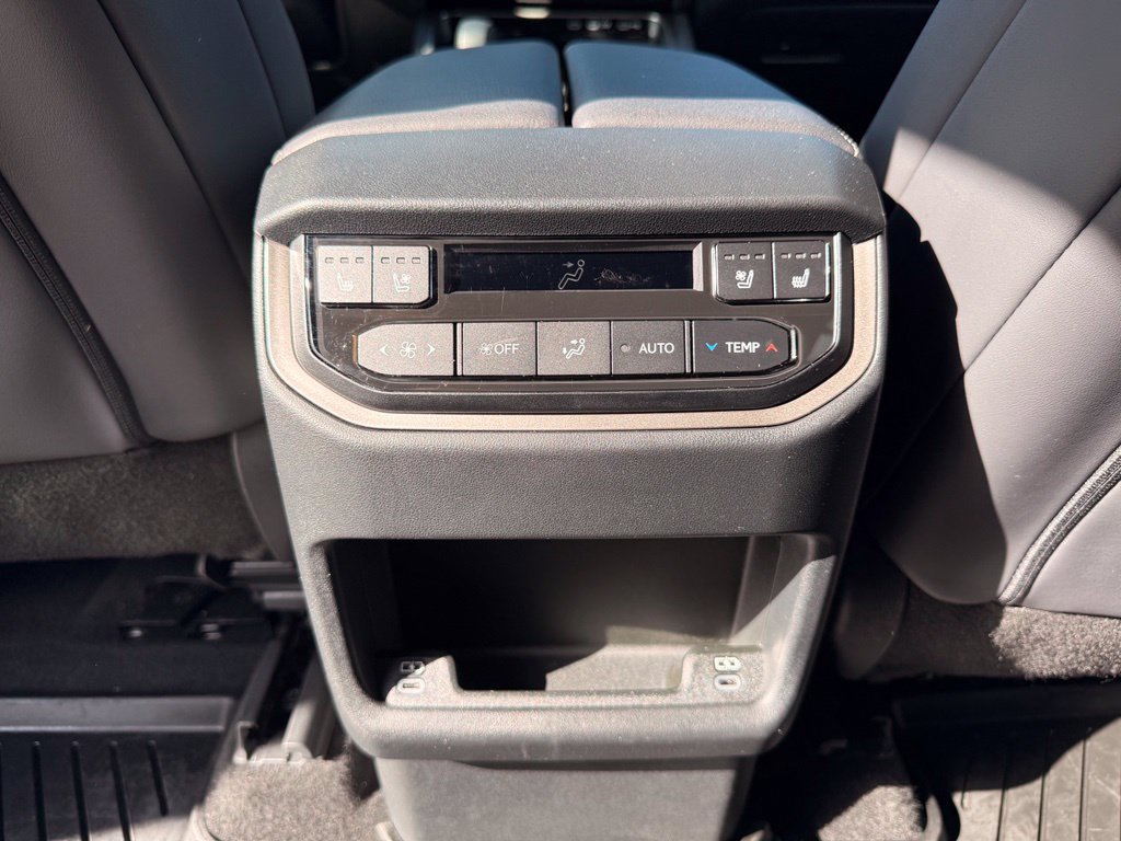Used 2024 Lexus TX 500h AWD image 26