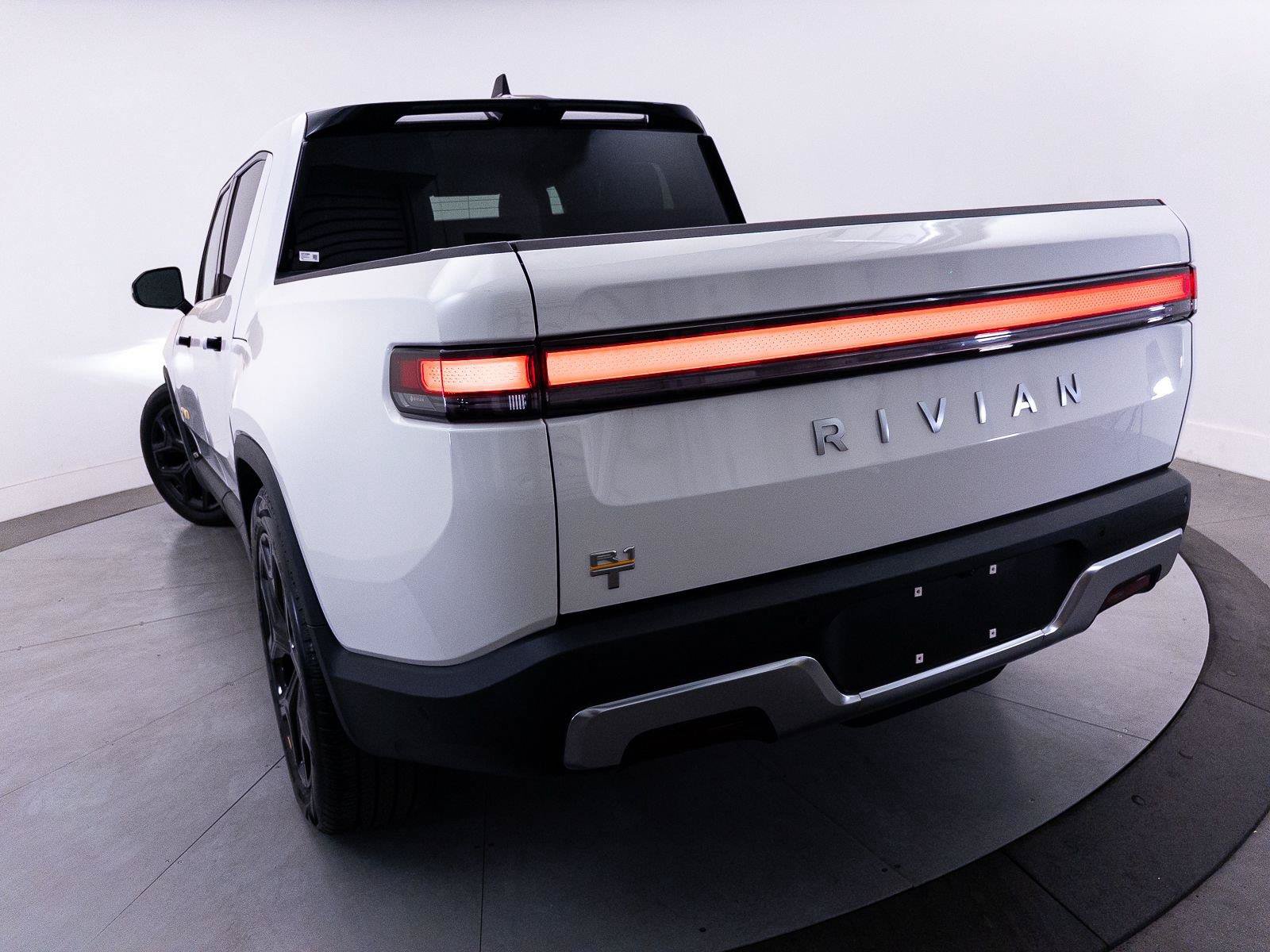 Used 2023 Rivian R1T Adventure Quad AWD/4WD image 11