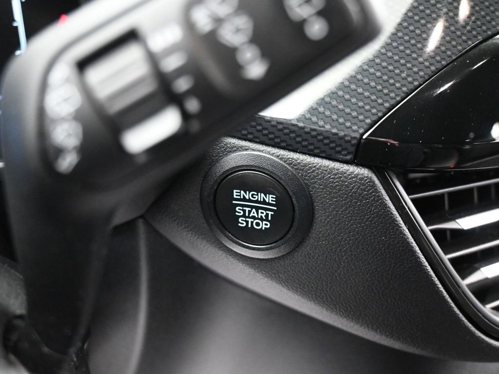 Used 2024 Ford Escape ST-Line image 26