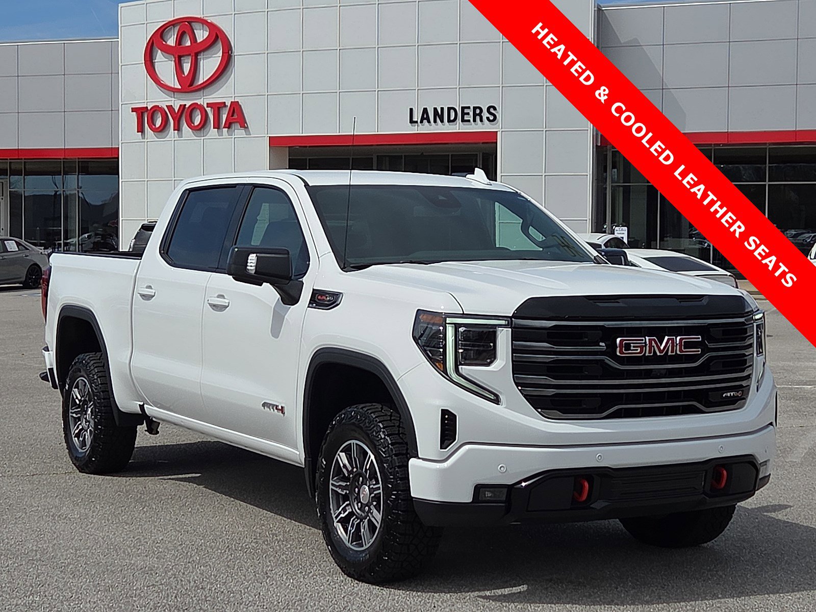 Used 2025 GMC Sierra 1500 AT4 image 1