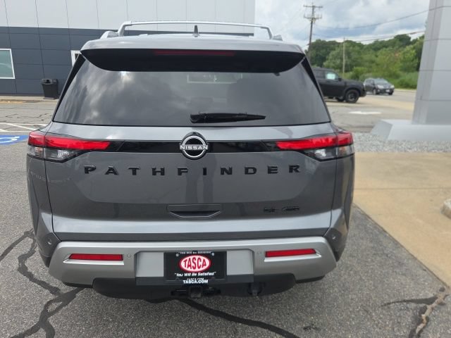 Used 2025 Nissan Pathfinder SL w/ SL Premium Package AWD/4WD image 5