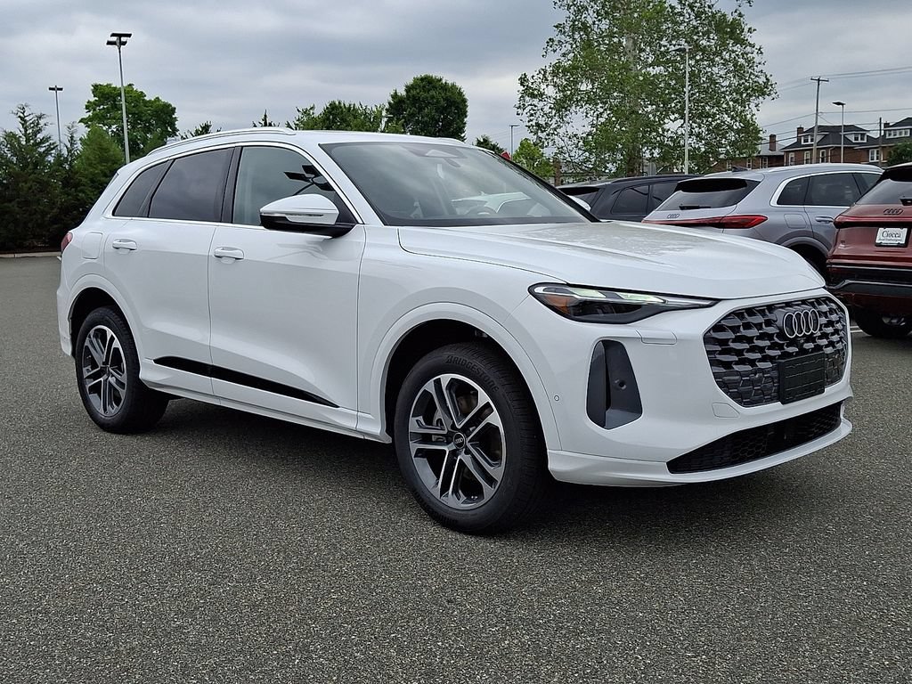 New 2026 Audi Q5 Premium AWD/4WD image 1