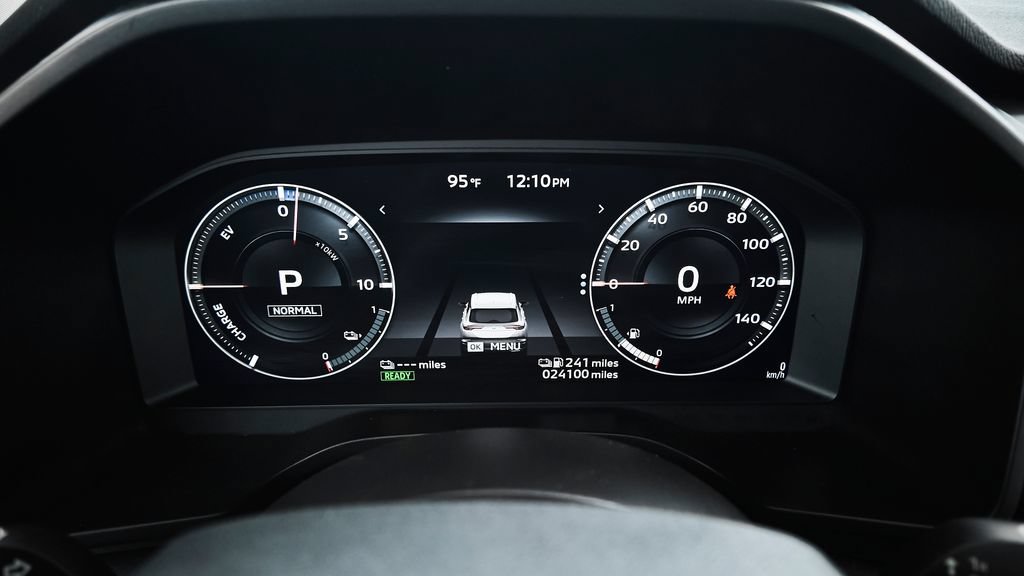 Used 2023 Mitsubishi Outlander SEL AWD/4WD image 25