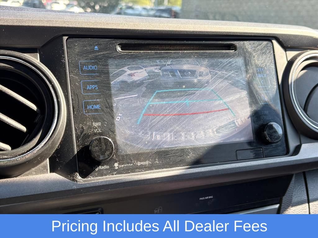 Used 2019 Toyota Tacoma TRD Off-Road AWD/4WD image 10