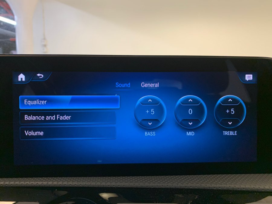 Used 2022 Mercedes-Benz A 220 4MATIC w/ Premium Package Lite image 31