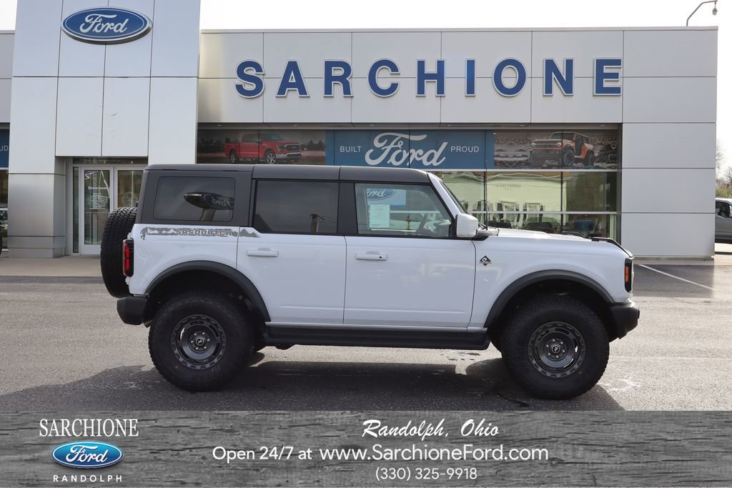 New 2025 Ford Bronco Outer Banks w/ Sasquatch Package