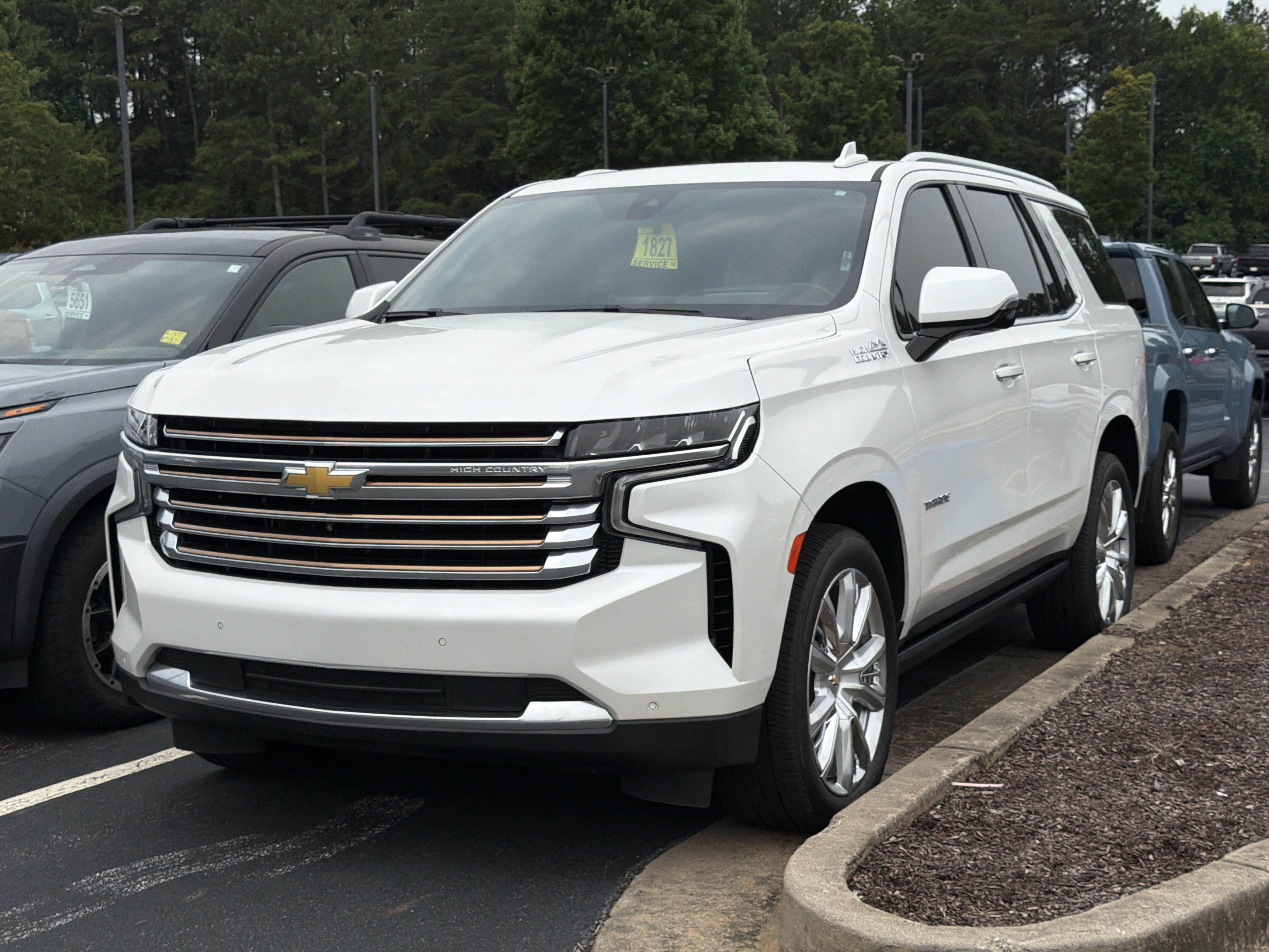 Used 2022 Chevrolet Tahoe High Country AWD/4WD image 10