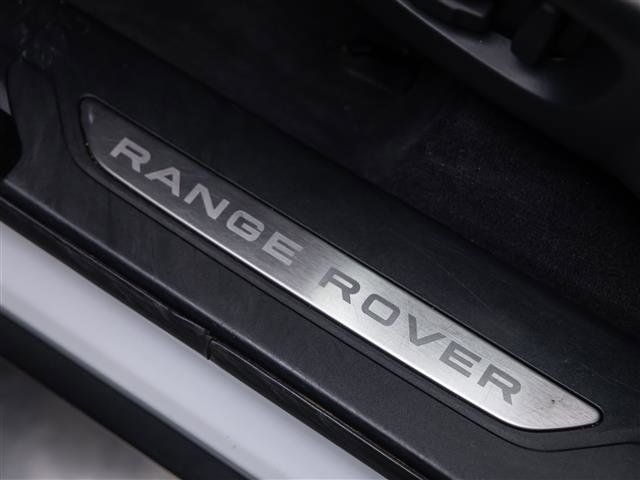 Used 2024 Land Rover Range Rover Velar S image 27